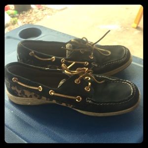 📣Top Sided Leopard Sperry’s Sz9M📣
